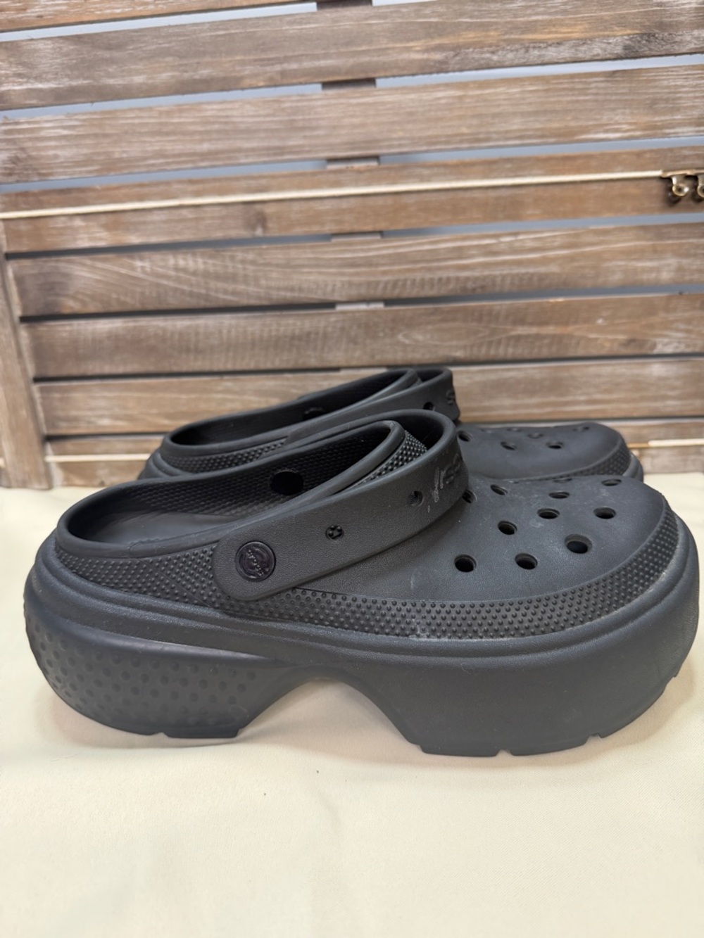 Crocs Women’s Classic Stacked Clog -stomp size 11